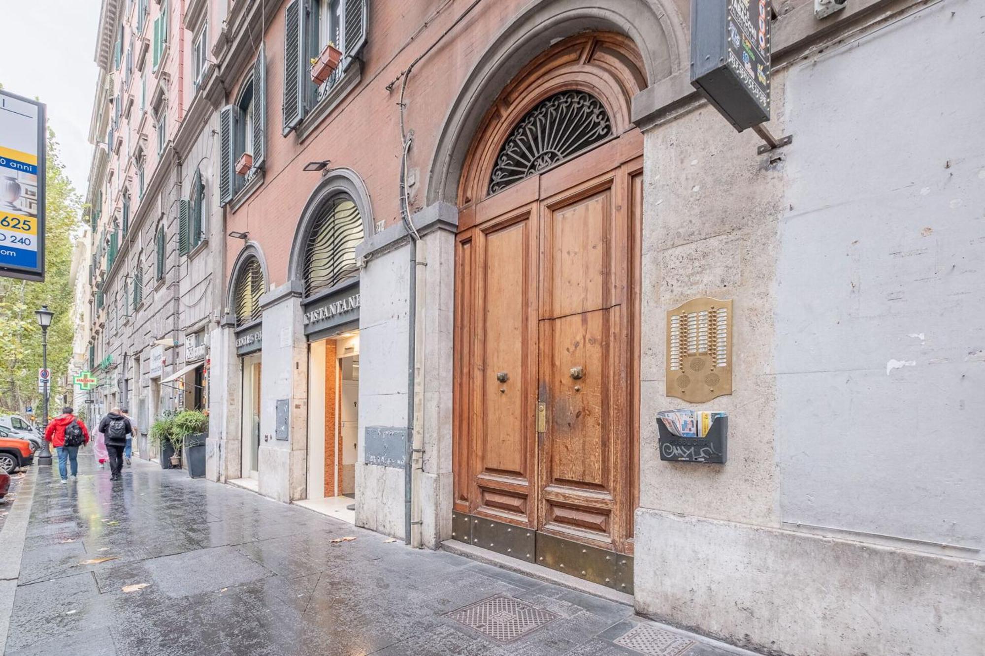 Merulana House Apartment Rome Bagian luar foto